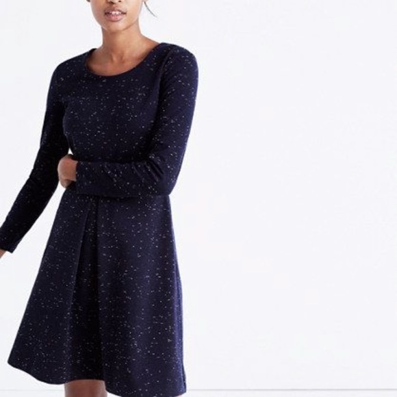 Madewell Dresses & Skirts - Madewell marbled Gia Navy and white crew neck dress